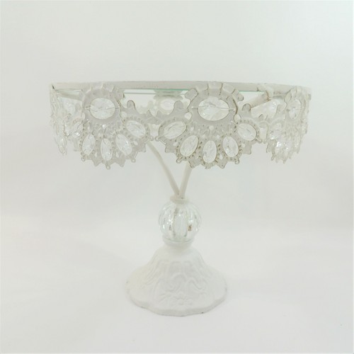 White iron shabby - white,